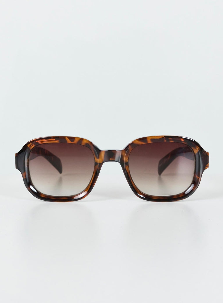 Sunglasses Tort frame Moulded nose bridge Brown tinted lenses