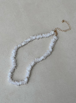 Necklace Beaded design Gold-toned Lobster clasp fastening