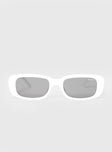 Creeper Sunglasses White / Smoke