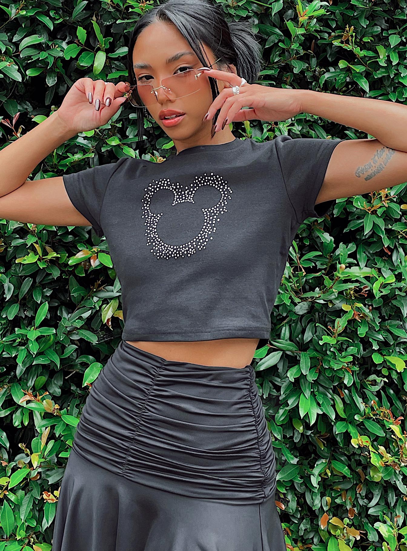 Disney Mickey Mouse Outline Cropped Tee Black