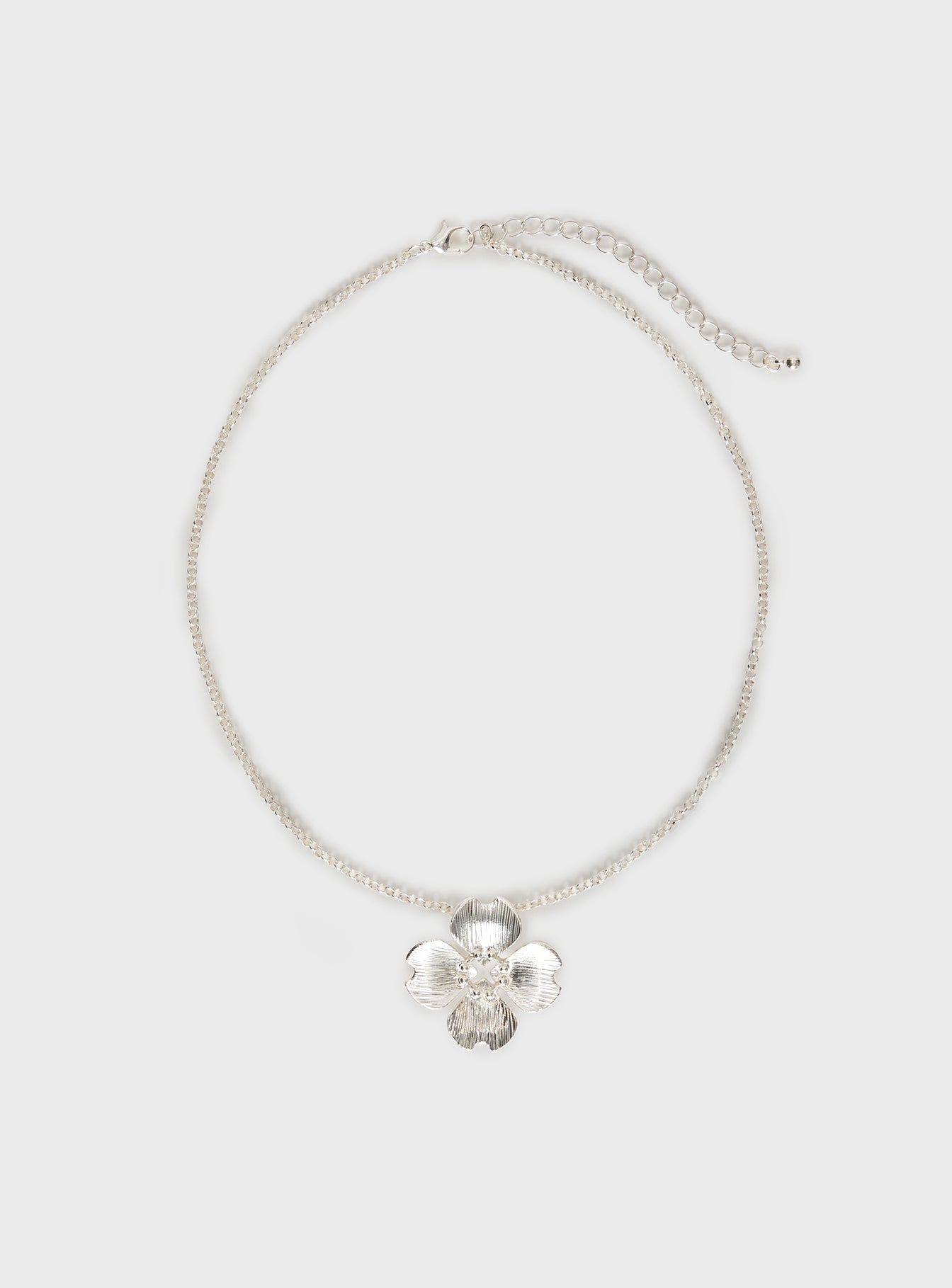 Felicks Flower Necklace Silver