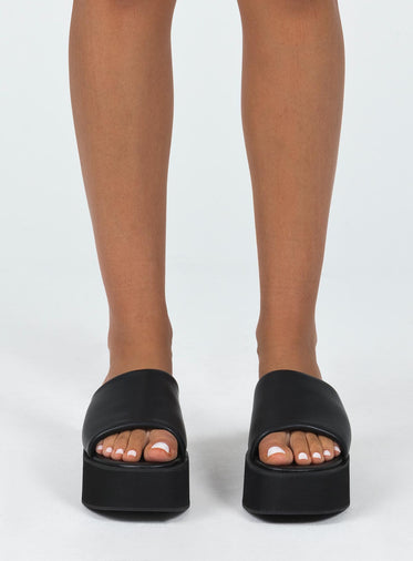 Hugo Flatforms Black