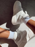 Kick On Sneakers White
