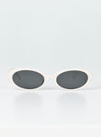 Sunglasses Slim arms & frame Moulded nose bridge Smoke tinted lens