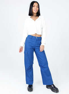 Sweater Relaxed fit Waffle material  Wide neckline  Classic collar  Raw cut hem 