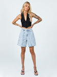 Blue Denim shorts Relaxed fit 100% cotton Length of size US 4 / AU 8 waist to hem: 47cm / 18.5" Light wash denim High waisted Longline design