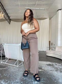 Rosehill Strapless Top Beige Curve