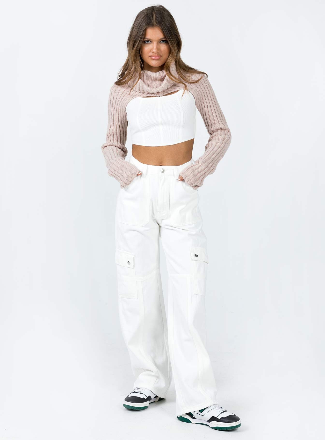 Bolero Ribbed knit material Turtle neck Cropped back
