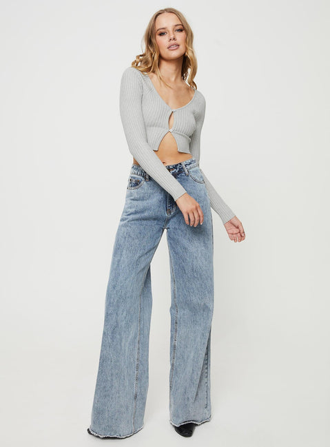 Cardigan Ribbed material, slim fit, button fastening, v-neckline Good stretch, unlined