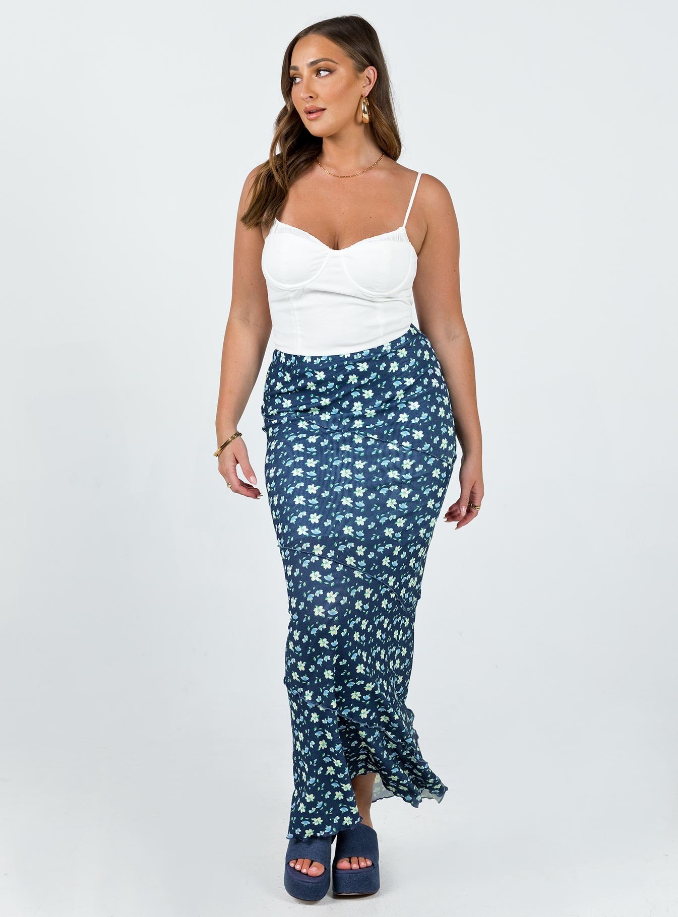 Maxi skirt Floral print High waisted  Elasticated waistband Ribbed knit material Ruffle trimming Lettuce edge hemline