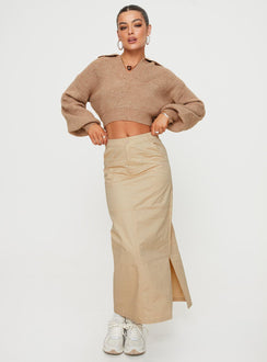 Collared sweater, knit material Crop style, v-neckline, balloon sleeves, ribbed cuffs and waist 
