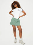 Skort Slim fitting, low rise Invisible zip fastening at back, built-in shorts, slit at side Non-stretch, fully lined