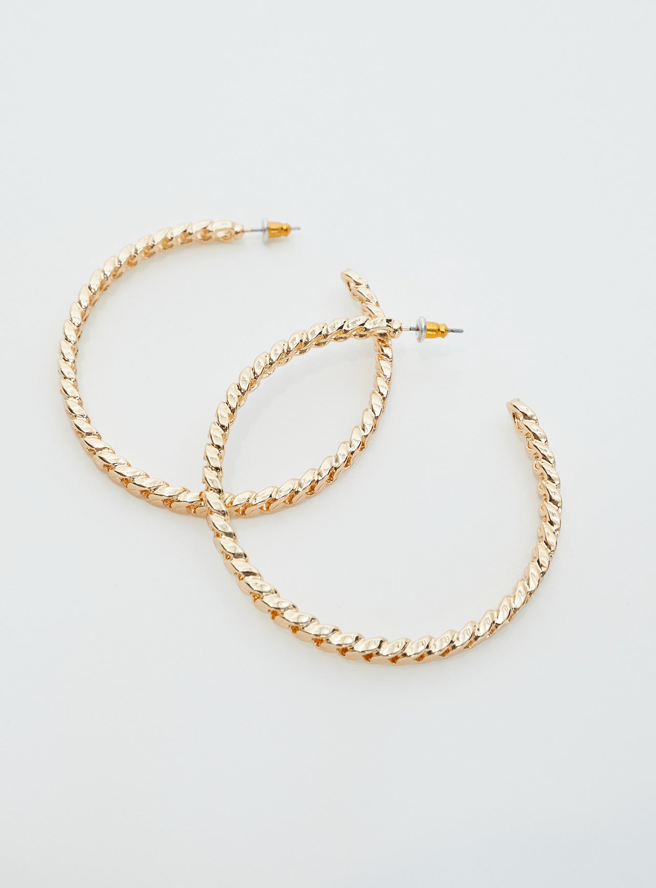 Earrings Hoop style, gold toned