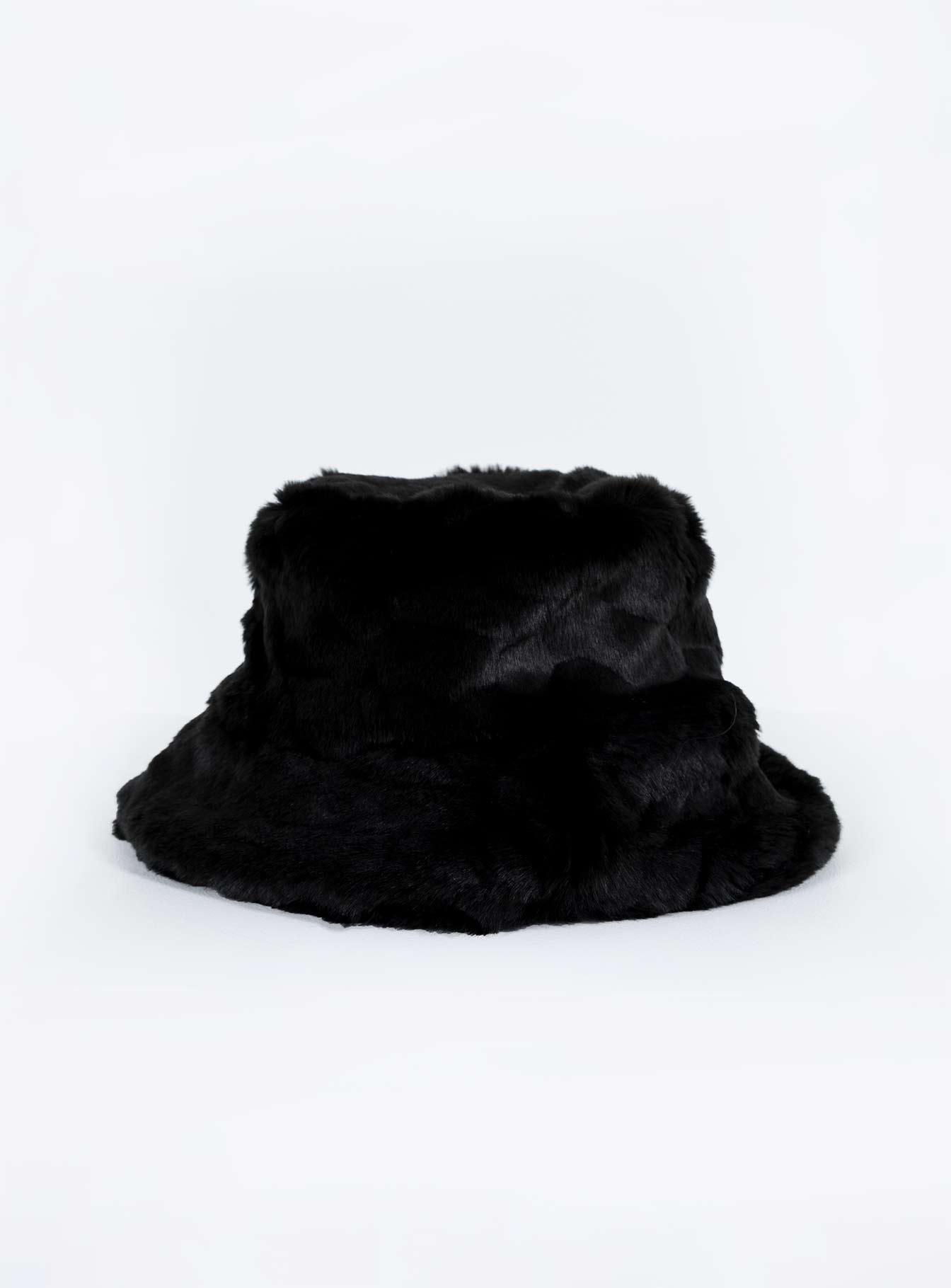 Black bucket hat Faux fur material  Soft brim 