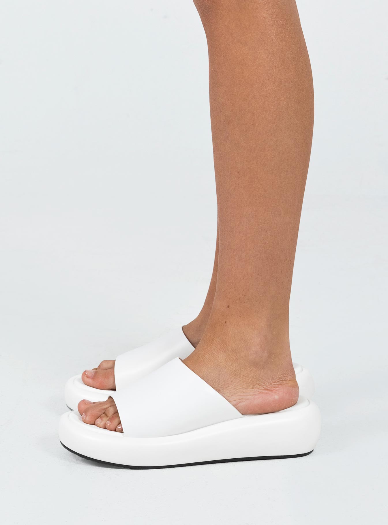 Sandals Faux leather material Single wide upper Padded footbed