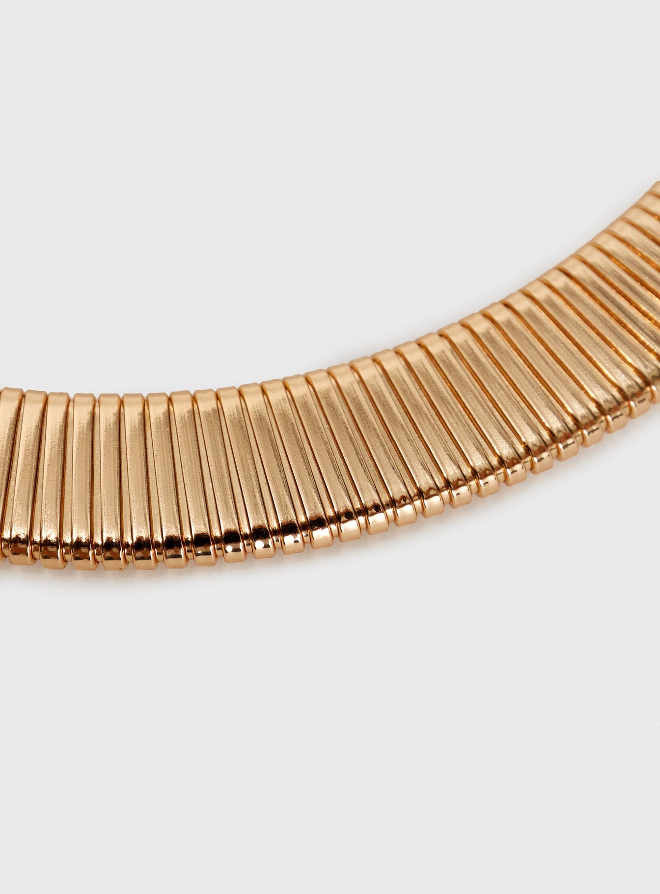 Necklace  Gold-toned, lobster clasp fastening