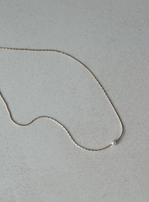 Sawyer Necklace Gold