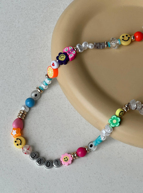 Beaded necklace Alternating beads Multiple colours Lobster clasp fastening Adjustable length