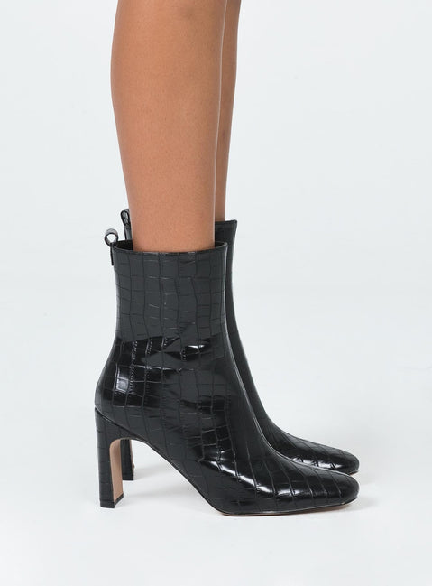 Thriller Boots Black Croc