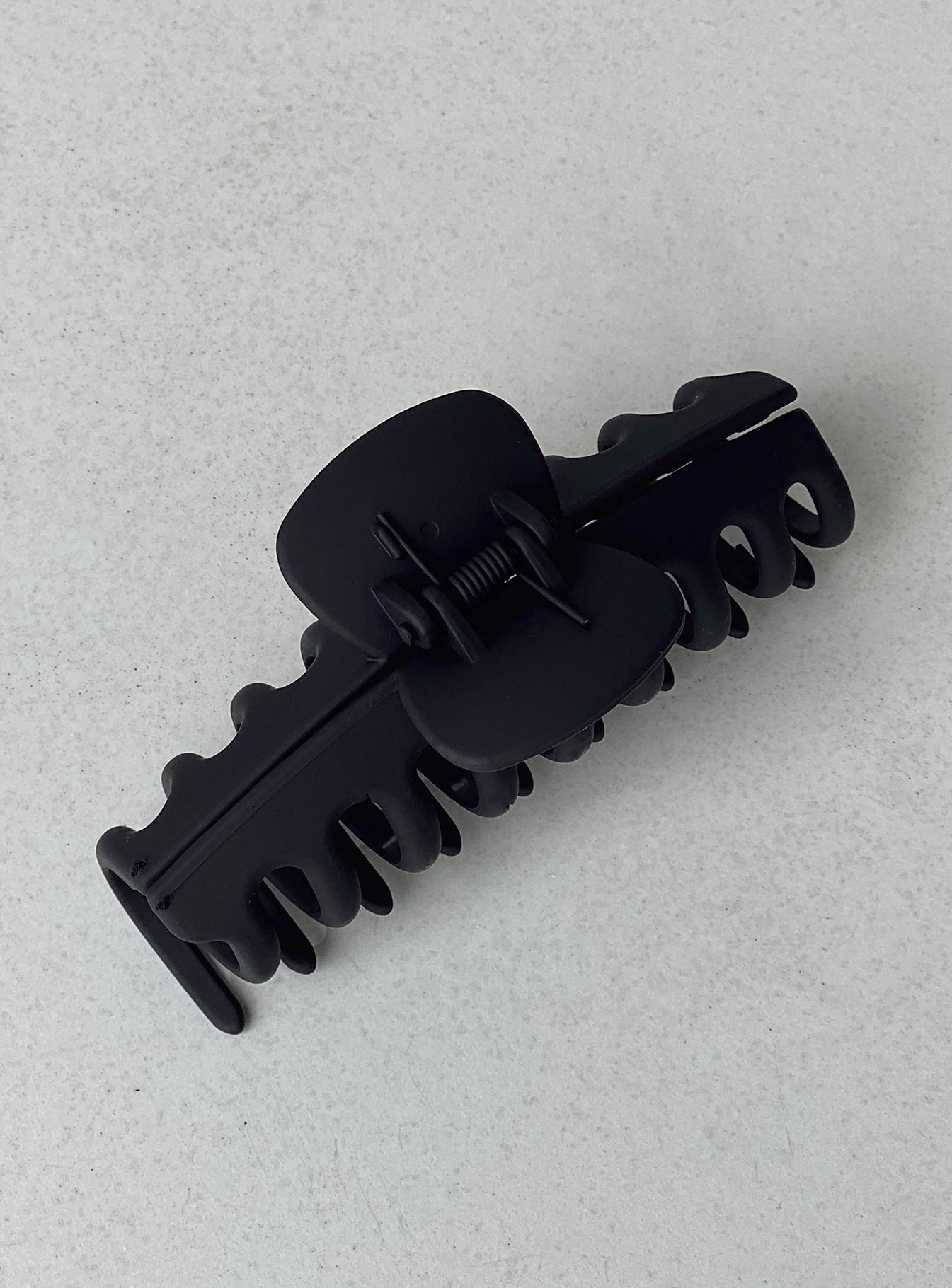 Hair clip Alligator style clip Matte finish