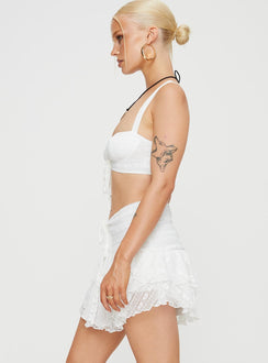 white Matching lace set Crop top fixed shoulder straps sweetheart neckline lace up detail at front zip fastening at back