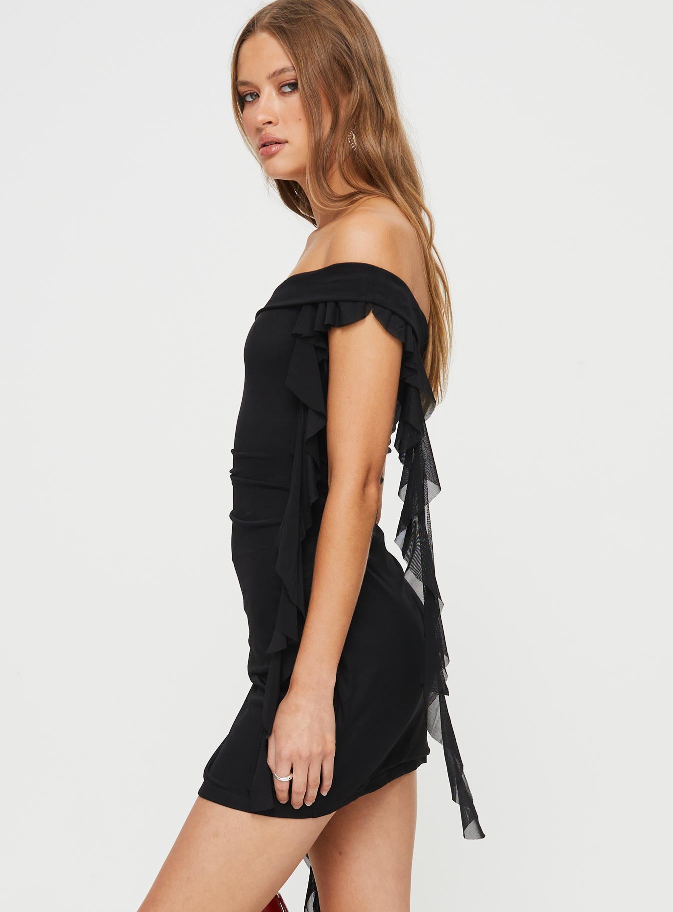 Shop Formal Dress - Vando Off The Shoulder Mini Dress Black secondary image