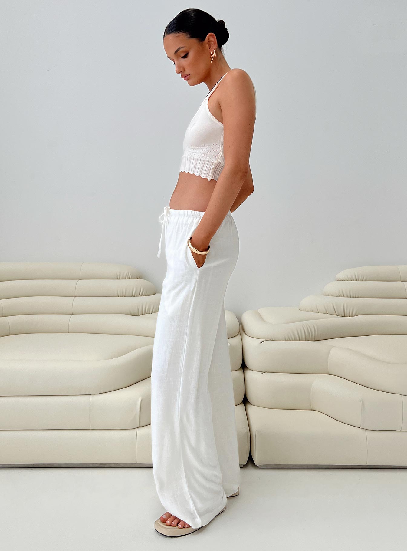 Linen pants, high rise Elasticated waistband, tie fastening drawstring, wide leg