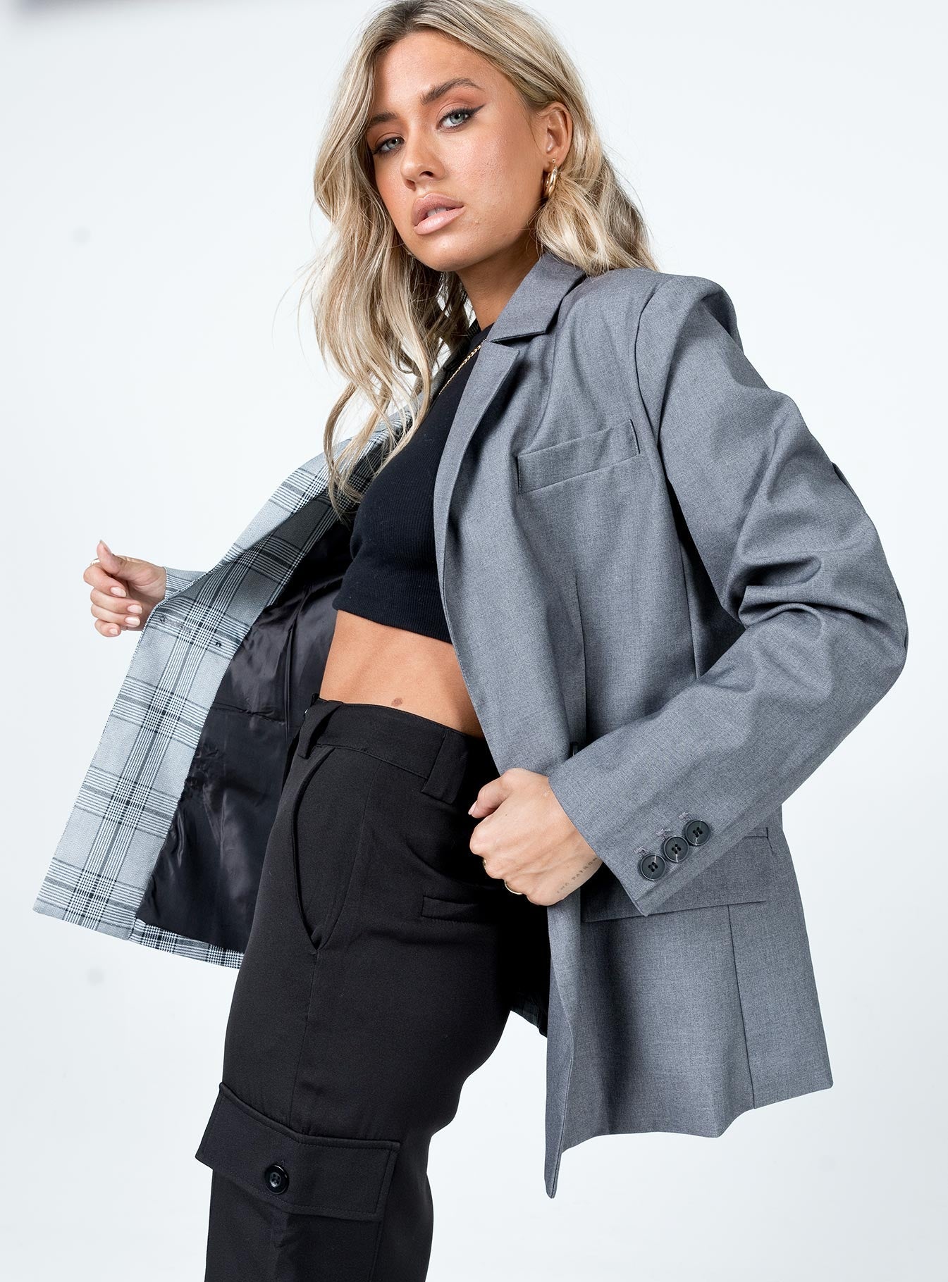 Grey oversized blazer Lapel collar  Button front fastening  Chest & hip pockets  Satin lined  Half plaid print 