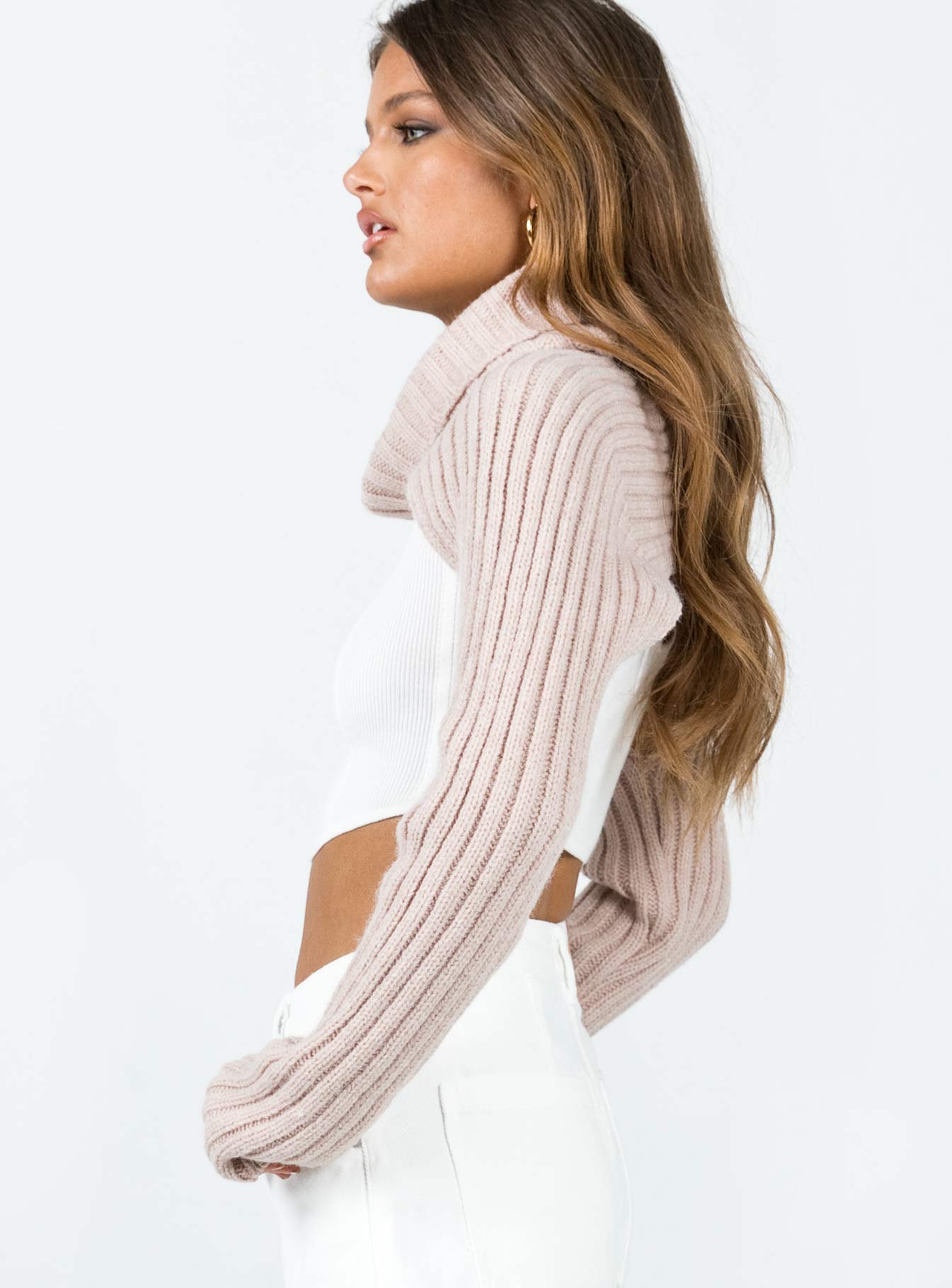 Bolero Ribbed knit material Turtle neck Cropped back