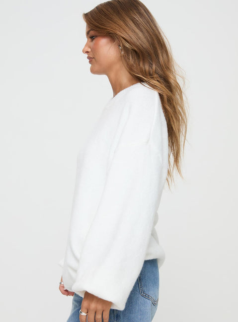 White Sweater Oversized fit, knit material, wide neckline, drop shoulder