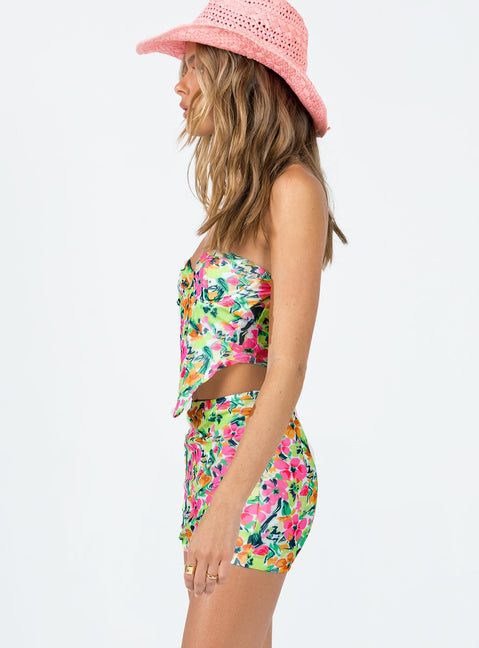 Matching set Mesh material  Printed design  Crop top  Sweetheart neckline  Wired cups  Mini skirt  Elasticated waistband 