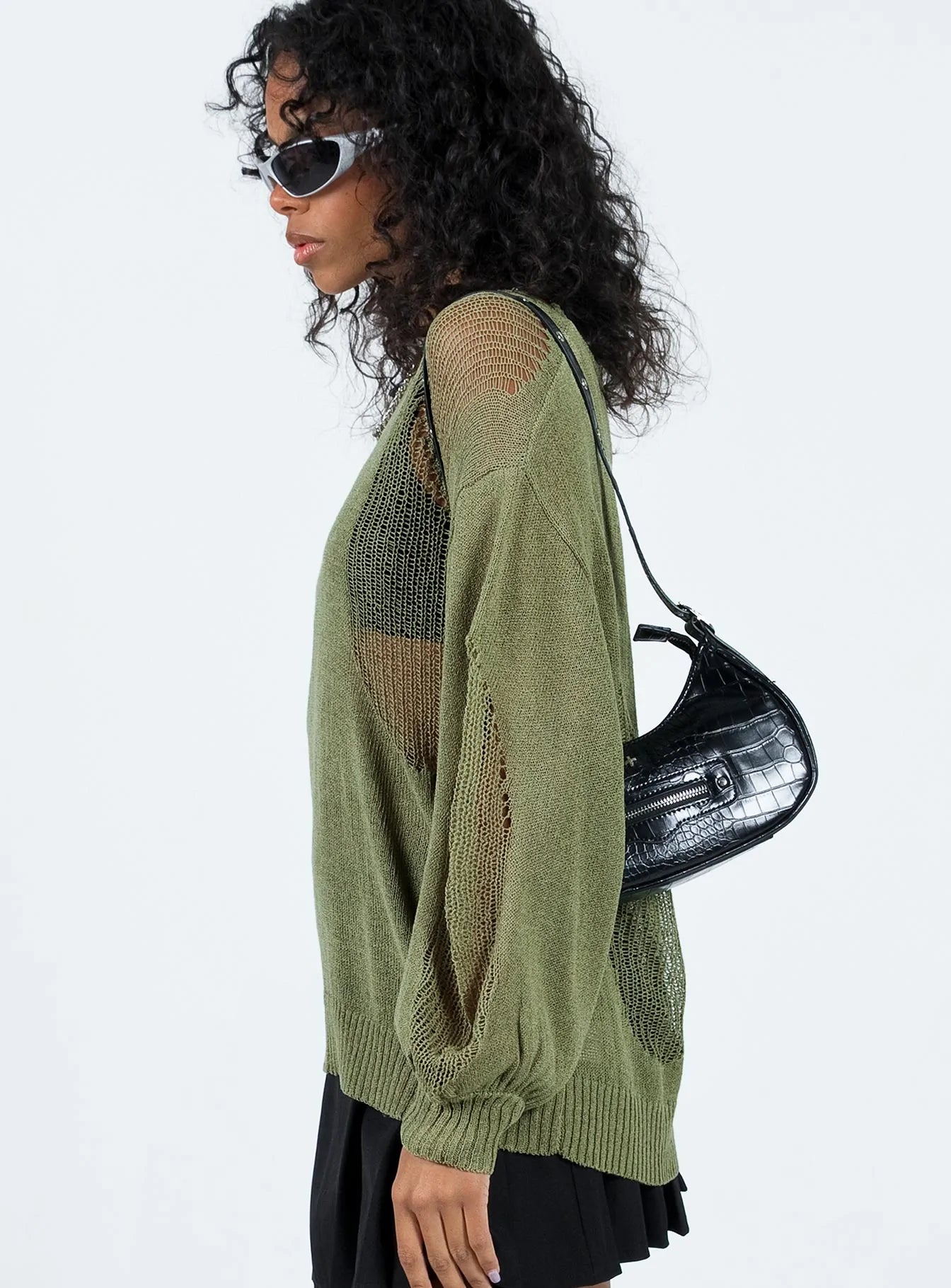 Sweater Knit material Delicate - wear with care Distressed detail Drop shoulder  Crew neckline