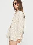 Oversized shirt Button front fastening, classic collar, single chest pocket Unlined, non stretch 