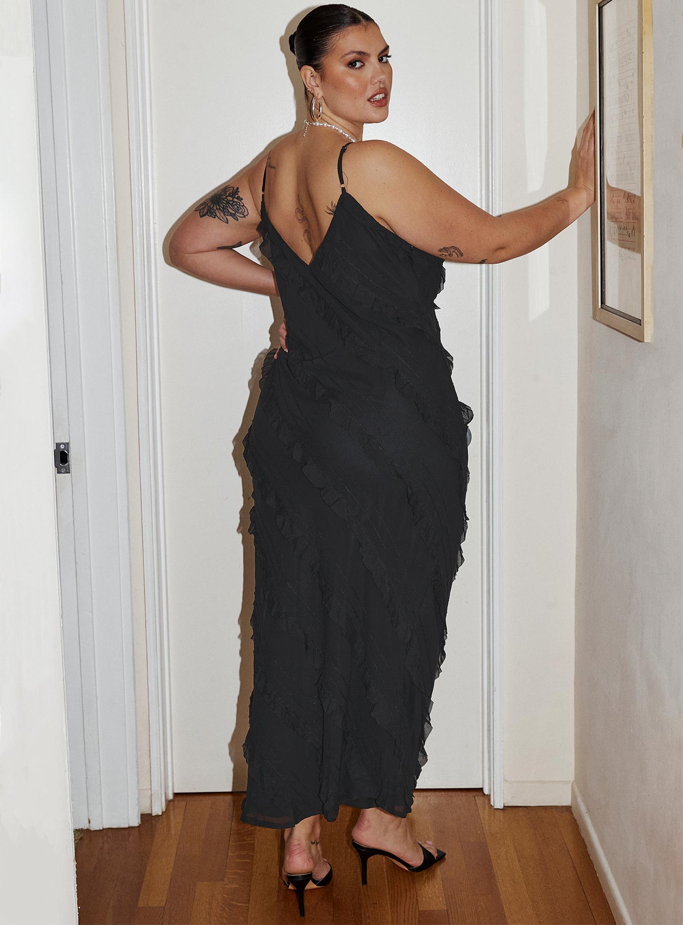 Shop Formal Dress - Lars Maxi Dress Black Curve sixth image