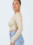 Long sleeve top Ribbed material V-shaped crew neckline