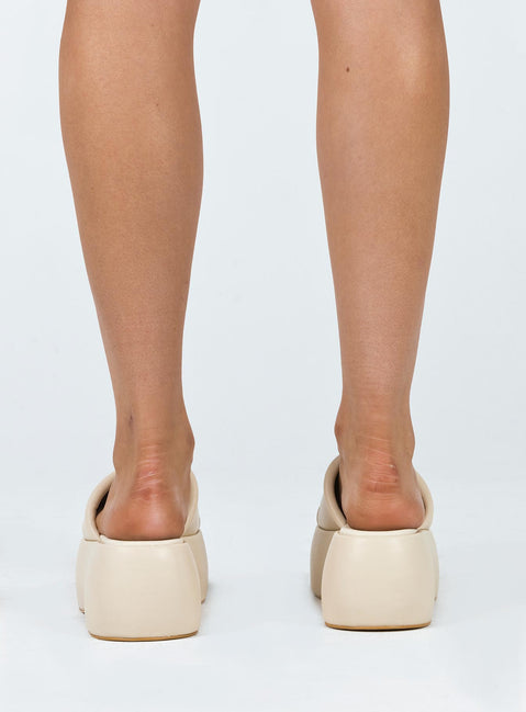 Platform sandals Faux leather material Single thick upper Open square toe Padded footbed