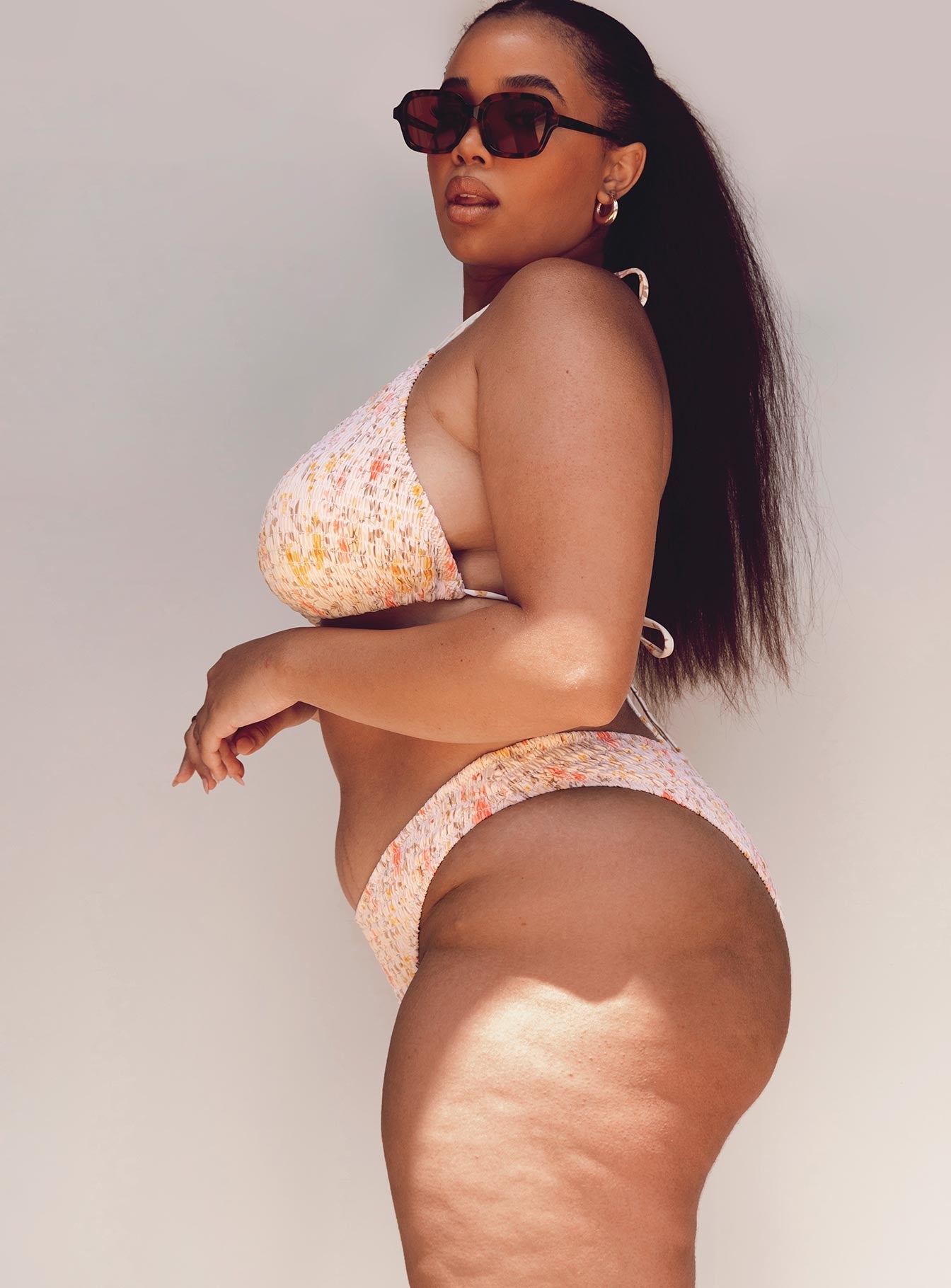 Blanca Bikini Top Beige Curve