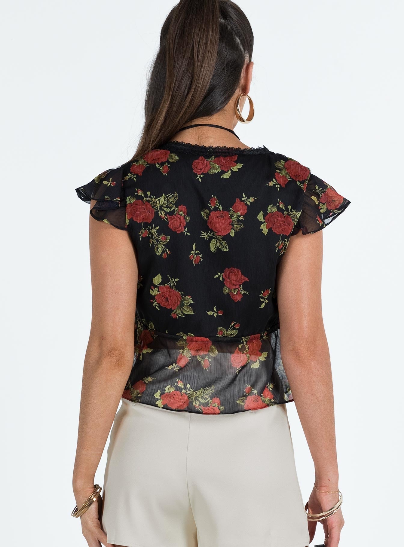 Crop top Floral print Lace trim  Cap sleeve  V neckline Tie fastening at bust