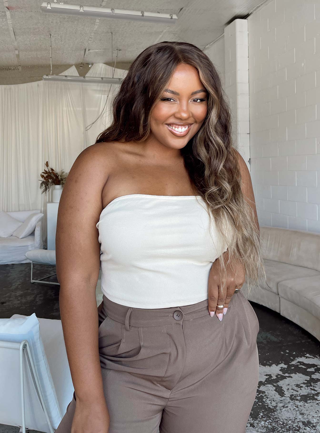 Rosehill Strapless Top Beige Curve