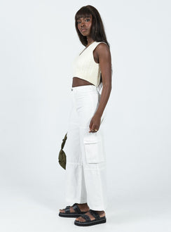 Cargo pants Belt looped waist Twin back pockets Cargo style leg pockets Zip & button fastening High waisted Wide leg