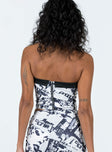 Strapless top Graphic print Folded neckline Zip fastening at back Boning through front Pointed hem Good stretch