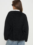  Teddy coat Relaxed fit, twin hip pockets, drop shoulder, gold-toned clasp fastening down front  Non-stretch, fully lined 