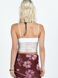 Lace cami top, slim fitting, v-neckline Fixed shoulder straps, frill detail