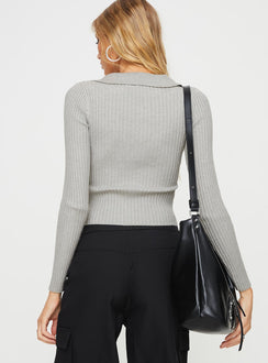 Long sleeve top V-neckline, slim-fitting, notched shirt collar  Good stretch, unlined