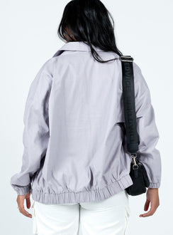 Relaxed fit jacket Lightweight material  Classic collar  Silver-toned hardware  Zip front fastening  Twin hip pockets  Elasticated cuffs & waistband 