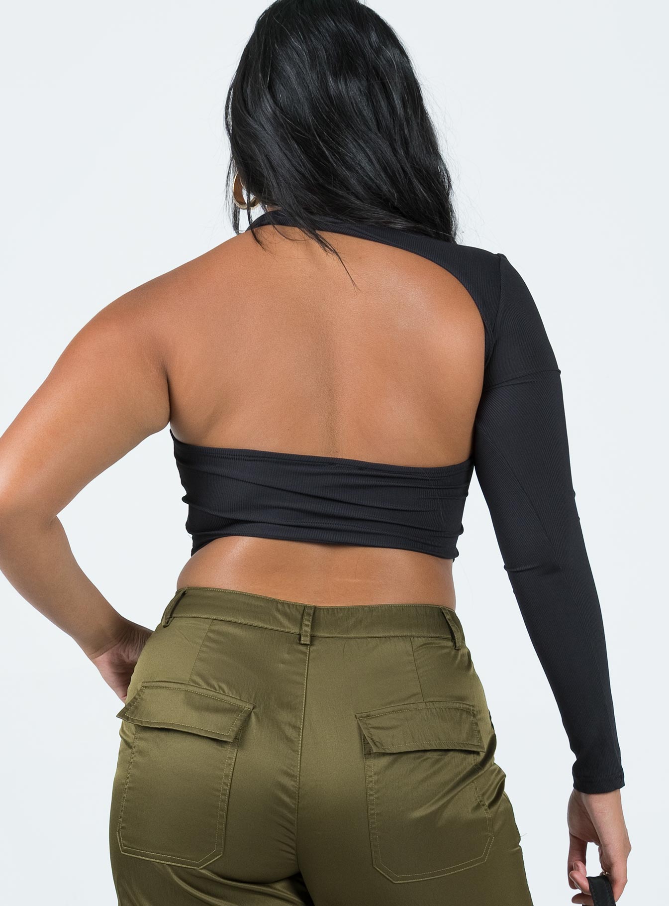 Crop top Ribbed material Single long sleeve Good stretch Fully lined