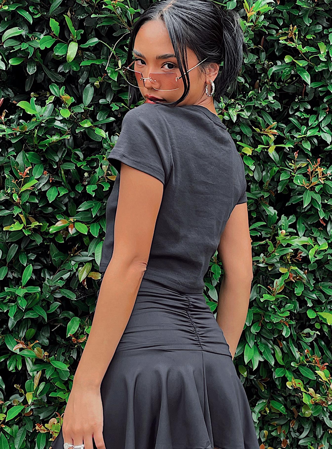 Disney Mickey Mouse Outline Cropped Tee Black