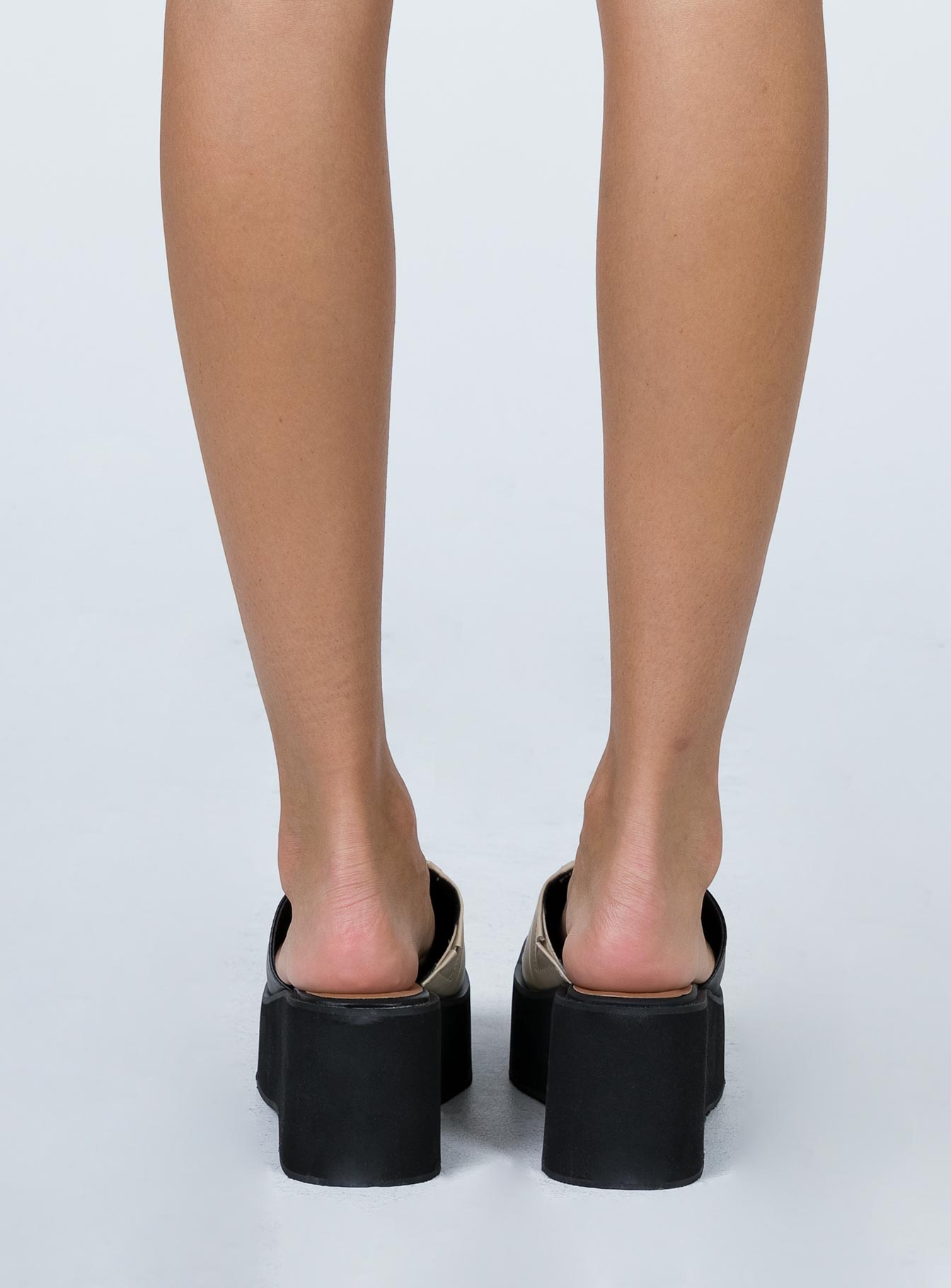 Joni Sandals All Black / Beige