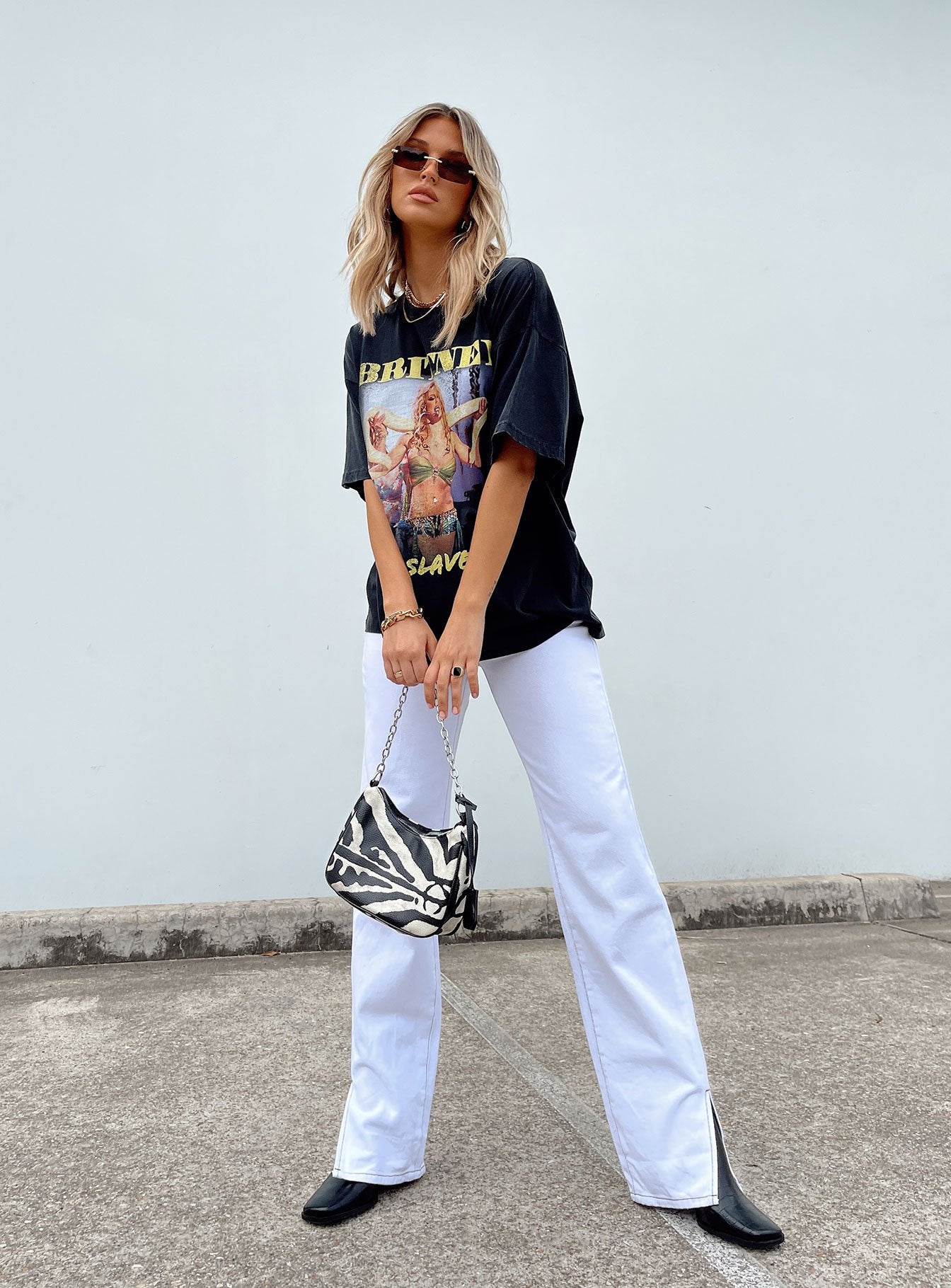 Britney Oversized Tee Black