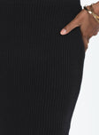 Midi skirt Knit material High waisted fit Side splits Slim fitting Elasticated waistband Unlined